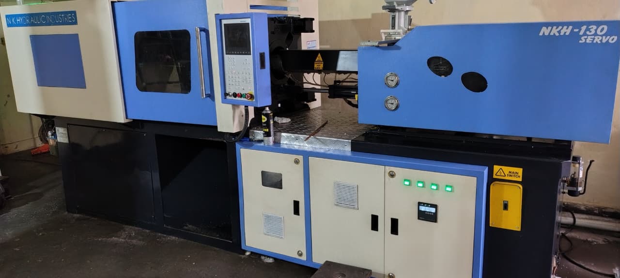 PLC Injection Moulding Machine